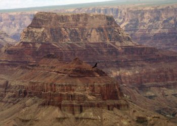 Tri planinara umrla su od ekstremne vrućine dok su se probijala kroz Grand Canyon