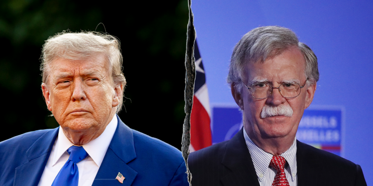 Trump se ruga Johnu Boltonu nakon priznanja krivnje za povjerljive dokumente