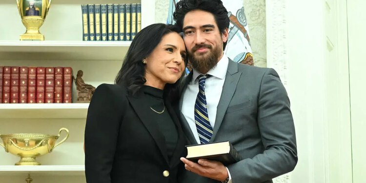 Tulsi Gabbard kaže da se suprug oporavlja nakon 7-satne operacije raka
