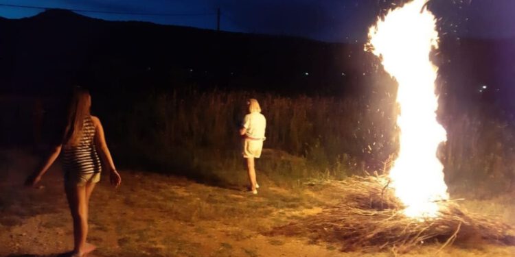 VIDEO Diljem Dalmacije i Hercegovine se pale krijesovi pred sv. Ivana
