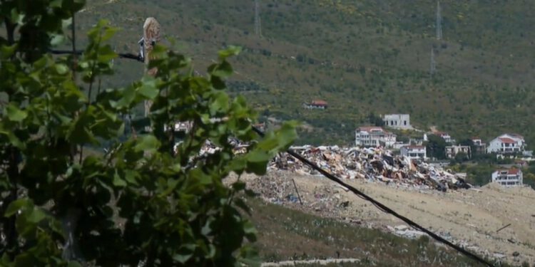 VIDEO “Djeca se igraju sa štipaljkama na nosu”: Karepovac ponovno digao Split na noge