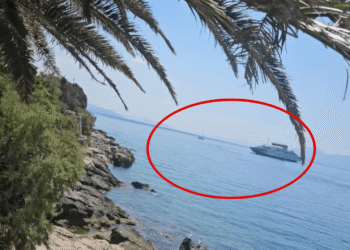 VIDEO Novi incident na moru kod Hvara: “Na kraju je trajekt morao zaobilaziti”