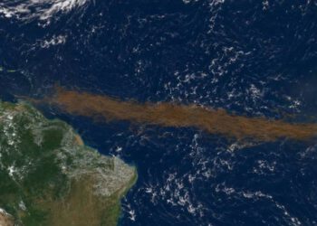 VIDI SE IZ SVEMIRA Divovska smeđa mrlja između Afrike i Amerike