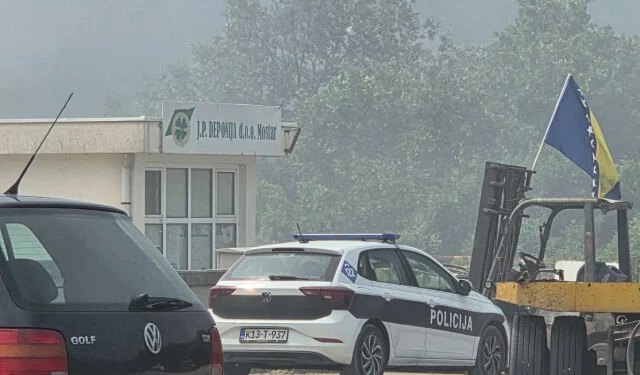 Vlada FBiH odobrila 300.000 KM za gašenje požara na Uborku, sanaciju i odvoz otpada