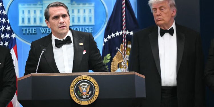 Vršitelj dužnosti generalnog direktora Todd Blanche kaže da bi Trump ‘apsolutno’ otišao u zatvor da je izgubio na izborima 2024.