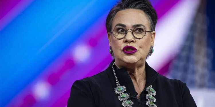 Zastupnica Harriet Hageman diže uzbunu zbog rekordno niskog američkog patriotizma