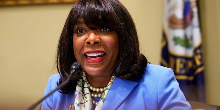 Zastupnica Terri Sewell kaže da ActBlue istraga cilja na crne žene na vlasti
