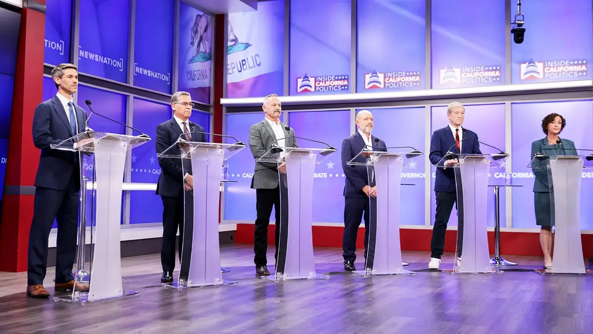Šest kandidata za guvernera Kalifornije pojavljuju se na pozornici za debatu