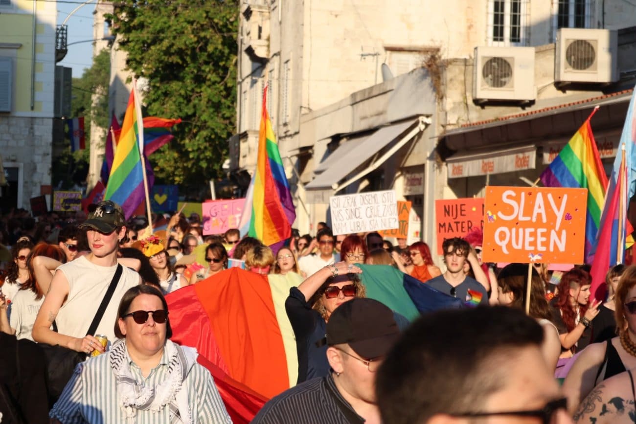gaysplit pride split  21