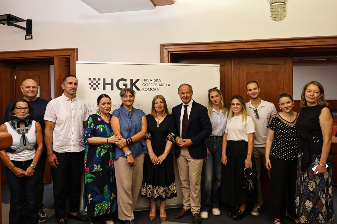 hgk split nn  1