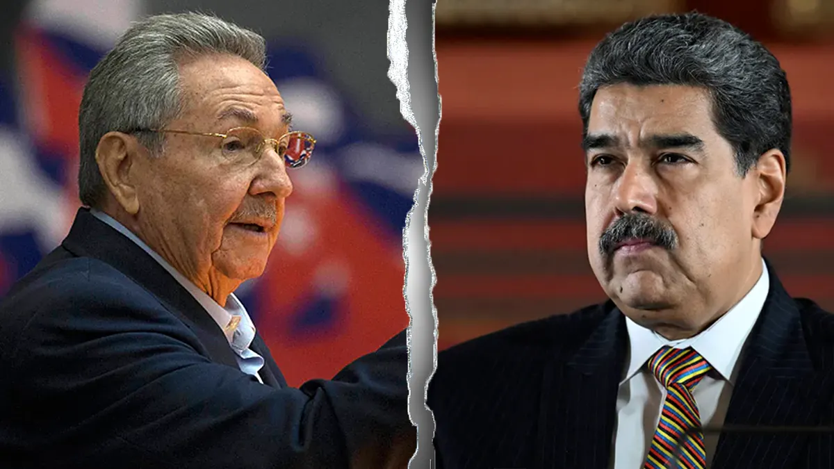 Nicolas Maduro i Raul Castro stoje zajedno na događaju