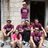 Ivan, Marin, Lora, Ivan, Leona i Dario - nije im lako, majice "obznanjuju": "Da možemo i ovo bi odgodili", u žurbi su čak i jedno ime napisati "preskočili"