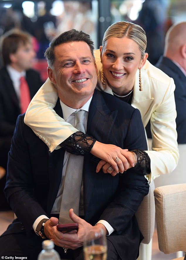 Stefanović se trudio govoriti i borio se sa suzama dok je pričao o utjecaju na svoju suprugu Jasmine (desno)