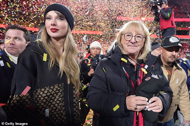Taylorina nova svekrva rekla je za Macy's o svadbi: 'Bilo je čarobno, čovječe! čarobno'