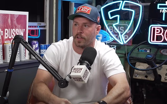 Will Compton iz podcasta 'Bussin' with the Boys' rekao je da je 'zaprepašten' prijezirom