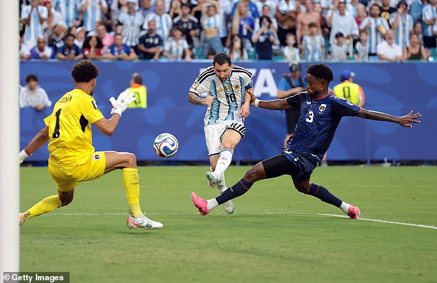 Argentinski talisman Lionel Messi (u sredini) zabio je dosad sedam golova na ovom Svjetskom prvenstvu
