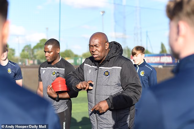 Nigel sada ima vlastitu akademiju, Nigel James Elite Coaching. Iako inzistira na tome da je užitak neophodan, potrebno je postaviti i standarde