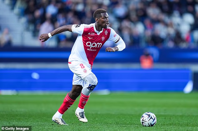 Pogba je izdržao kampanju punu ozljeda kada se vratio nogometu nakon 18 mjeseci zabrane