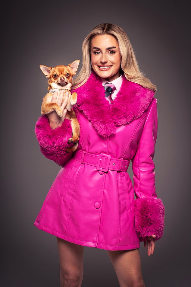 Zvijezda Otoka ljubavi koja je postala izvođačica West Enda trenutno je na turneji po Velikoj Britaniji i Irskoj sa svojom produkcijom Legally Blonde, u kojoj glumi glavnu ulogu, Elle Woods