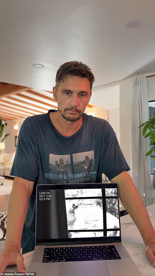 Jezivo biće provirilo je u Francov dom