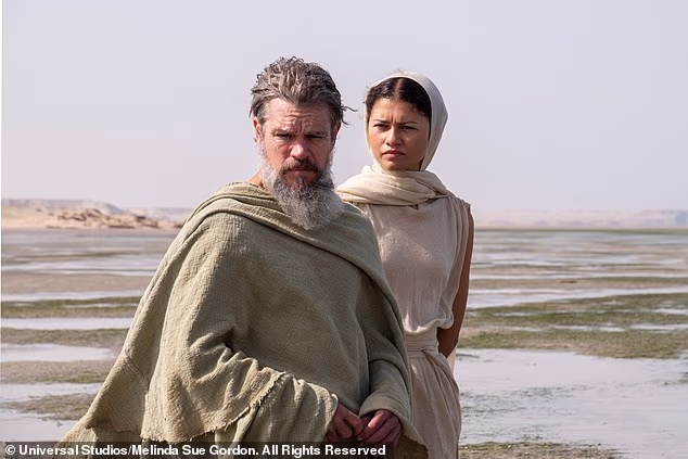 Zendaya glumi Atenu, grčku božicu mudrosti, ratovanja i rukotvorina u epskom filmu Christophera Nolana (vidi se s Mattom Damonom kao Odisejem)