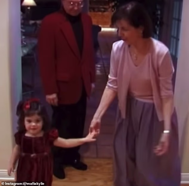 MJ je obožavala svoju unuku u starom klipu