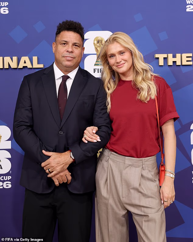 Brazilska legenda Ronaldo Nazario prisustvovao je sa suprugom Celinom Locks
