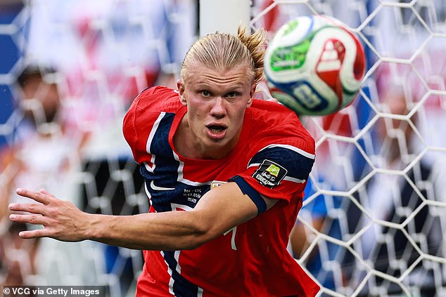 Erling Haaland vratit će se u Manchester City nakon što je zablistao na svom debitantskom Svjetskom prvenstvu