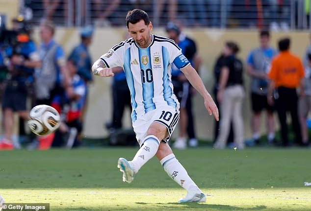 Lionel Messi zabio je osam golova, ali nije uspio osigurati uzastopne pobjede na Svjetskom prvenstvu