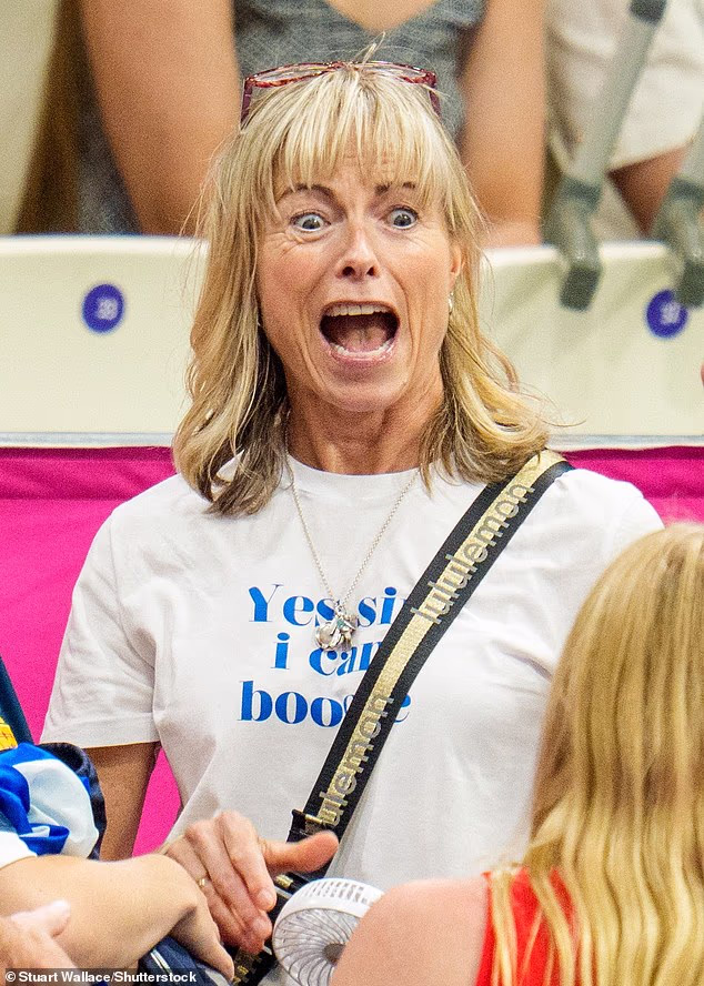 Kate McCann navija za sina Seana u finalu Commonwealtha na 400 metara slobodnim stilom