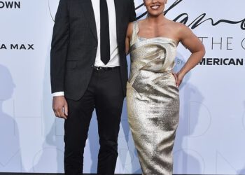 AFL moćni par Abbey Holmes i Keegan Brooksby objavili su da očekuju svoje drugo dijete