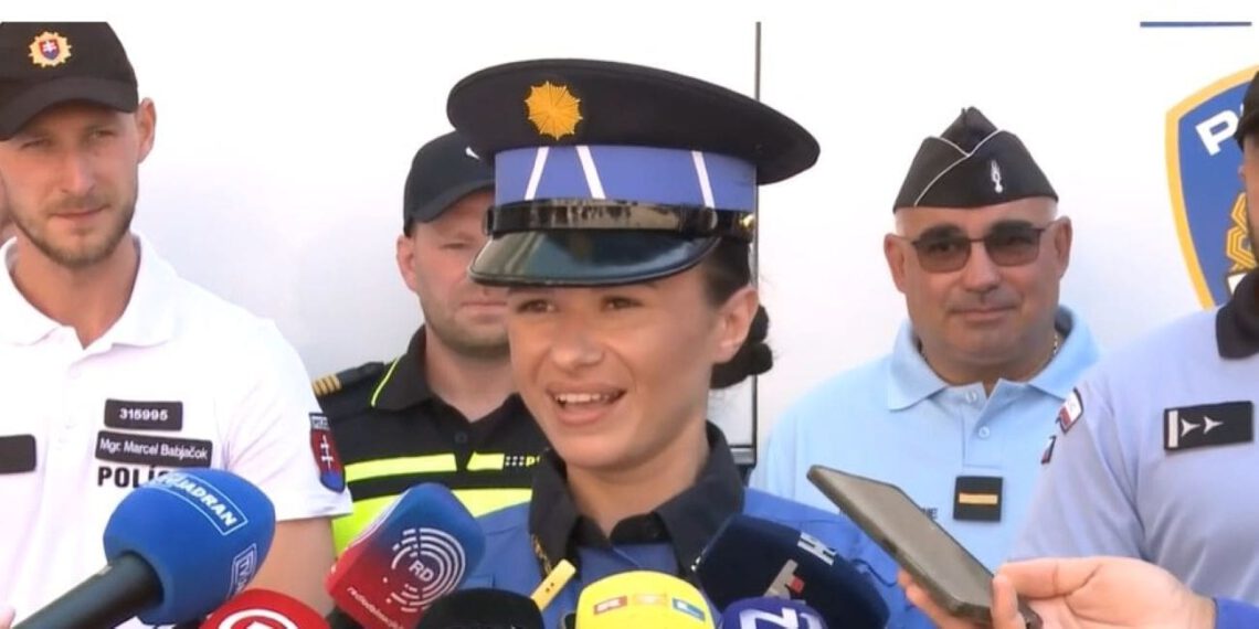 Ako ih ovih dana sretnete na Rivi, nemojte se iznenaditi: Evo zašto strani policajci patroliraju Splitom
