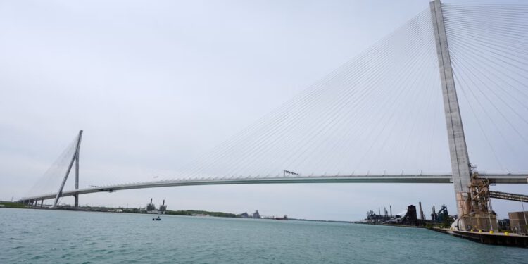 Američko-kanadski most trebao bi biti otvoren krajem srpnja nakon odgode zbog problema između zemalja, kažu izvori