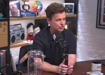 Ant i Dec napali su ‘sebične i nepristojne’ roditelje jer su puštali glazbu s telefona tijekom dječjih igraonica
