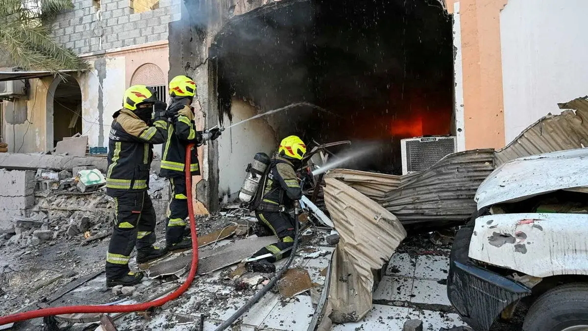 Vatrogasci rade na gašenju požara