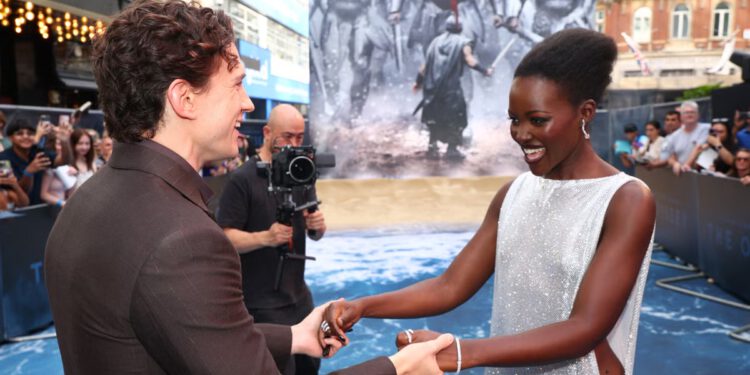 Ben Shapiro isključuje kolege desničare koji kopiraju ‘Odiseju’, ali se vraća u raspravu Lupita Nyong’o-as-Helen