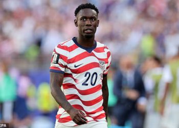 Bijesna Belgija ‘ispituje sve opcije’ zbog ‘nevjerojatne’ odluke FIFA-e da dopusti američkoj zvijezdi Folarinu Balogunu da igra u okršaju osmine finala Svjetskog prvenstva