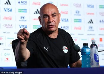 Bijesni Egipćani govore da je Svjetsko prvenstvo ‘namješteno’ dok menadžer tvrdi da je FIFA ‘željela da Lionel Messi ostane na turniru’ nakon kontroverznih VAR odluka u dramatičnom porazu