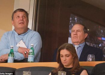 Bill Belichick uzdrmao se dok je UNC poslao svog najbližeg saveznika na plaćeni dopust u fantastičnom potezu prije nove koledž sezone