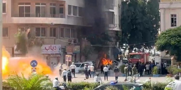 Bombe potresle Damask tijekom Macronovog posjeta (VIDEO) — RT World News