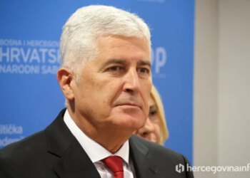 Čovićev magisterij: Sveučilište dalo potvrdu u nekoliko rečenica, ali ne i dokumente za neovisnu provjeru