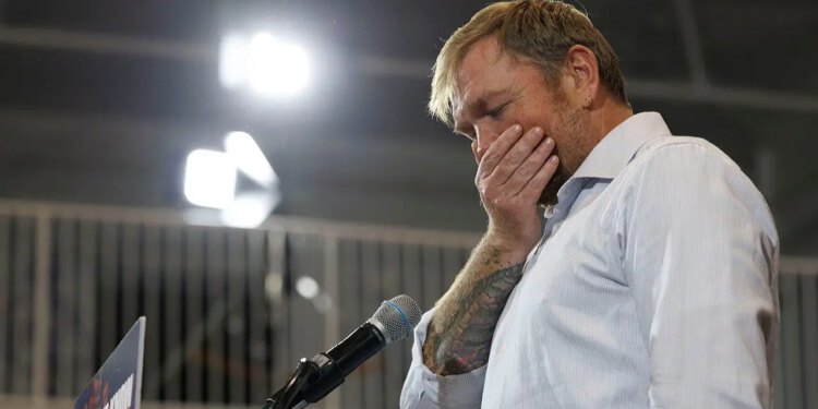 Demokrat Graham Platner suočava se s optužbama za napad kako se približava rok za povlačenje