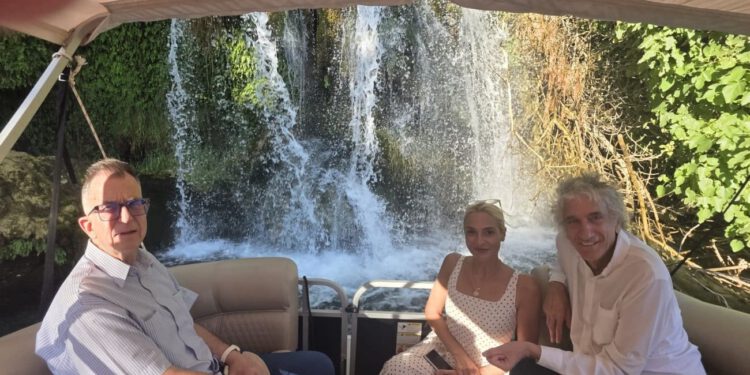 Dobitnik Nobelove nagrade za fiziku hrvatskih korijena John M. Martinis posjetio Nacionalni park Krka