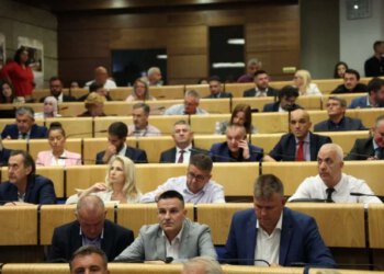 Državni proračun od 1,58 milijardi KM danas pred zastupnicima: Najviše za obranu i plaće