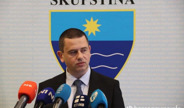 Dug HNŽ-a smanjen za 3,85 milijuna KM u prvom polugodištu