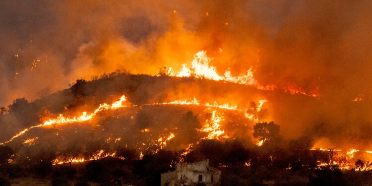 Europski požari razotkrivaju opasnu mješavinu koja potiče ovoljetnu krizu šumskih požara