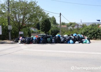 FOTO Ovo su prizori koji dočekaju turiste u Blagaju