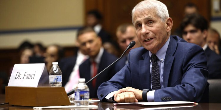 Fauci je procijenio nižu stopu smrtnosti od COVID-a nego što je rekao Kongresu