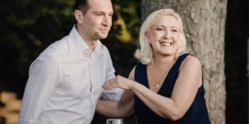 Francuska čeka odluku o tome može li se Le Pen kandidirati za predsjednicu u presudi koja bi mogla odrediti budućnost zemlje