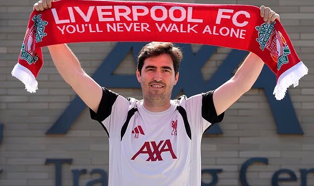 Godina u New Yorku koja je Andonija Iraolu pretvorila u menadžera: ‘disciplina i struktura’ Patricka Vieire, priručnik NFL-a i taktika koja je šefu Liverpoola otvorila oči prema modernoj igri